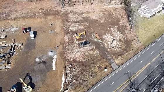 1 Acre of Commercial Land for Sale in Monroe, Connecticut