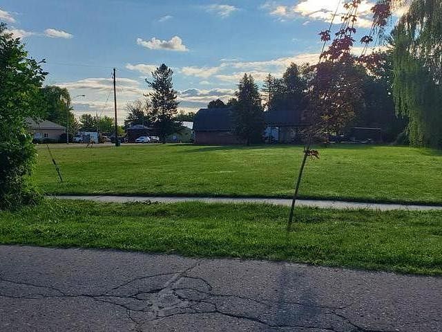 0.5 Acres of Residential Land for Sale in Beaverton, Michigan