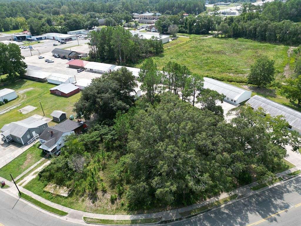 0.81 Acres of Residential Land for Sale in Baxley, Georgia
