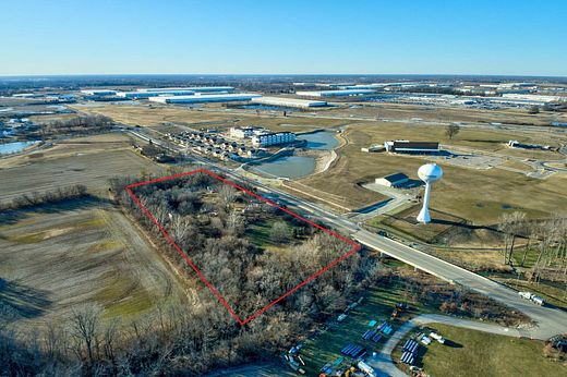 6 Acres of Improved Commercial Land for Sale in Greenfield, Indiana
