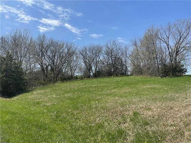 0.37 Acres of Land for Sale in Gallatin, Missouri