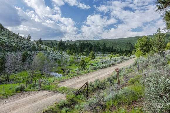 640 Acres of Recreational Land & Farm for Sale in Unity, Oregon