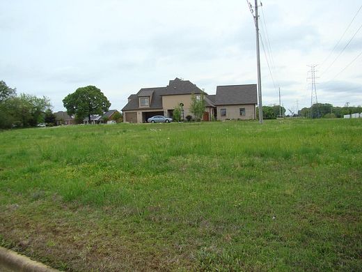 0.75 Acres of Residential Land for Sale in Tupelo, Mississippi