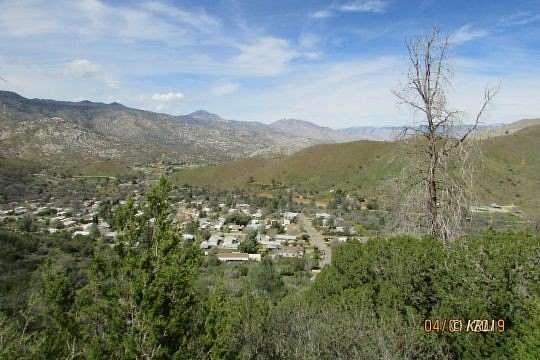 4.33 Acres of Land for Sale in Bodfish, California