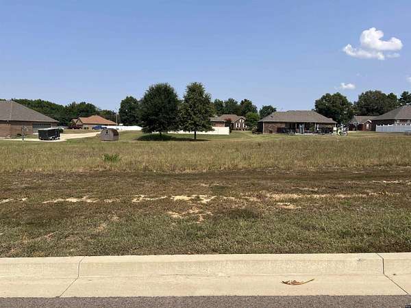 23.8 Acres of Land for Sale in Union City, Tennessee