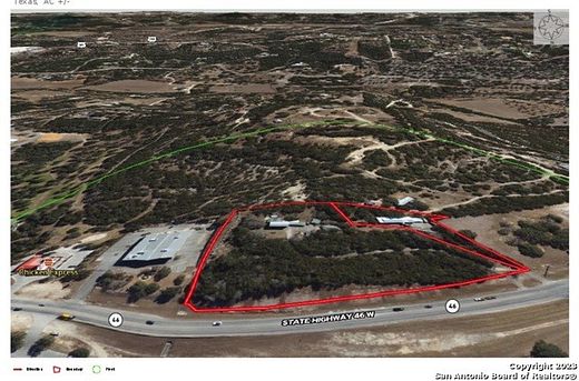5 Acres of Improved Commercial Land for Sale in Spring Branch, Texas