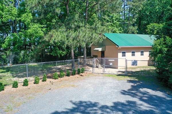 3 Acres of Improved Mixed-Use Land for Sale in Melfa, Virginia