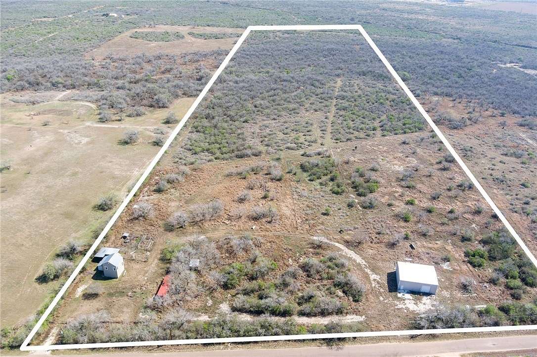 0.23 Acres of Residential Land with Home for Sale in San Diego, Texas