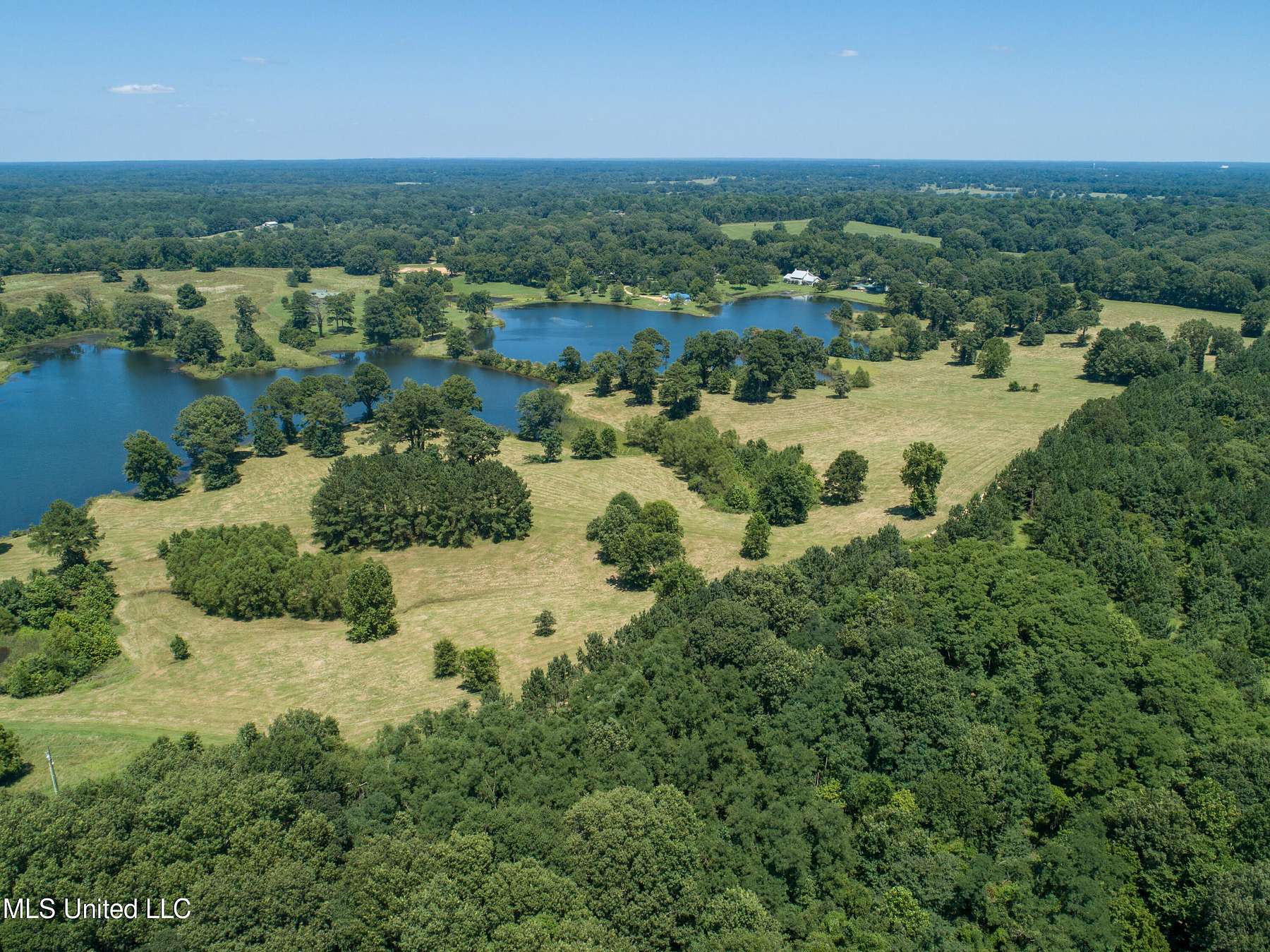 9.7 Acres of Residential Land for Sale in Edwards, Mississippi