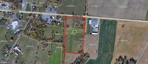 10.57 Acres of Commercial Land for Sale in Hagerstown, Maryland