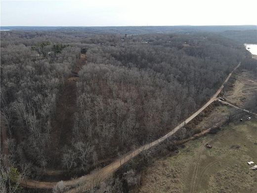 15.71 Acres of Recreational Land for Sale in Rogers, Arkansas