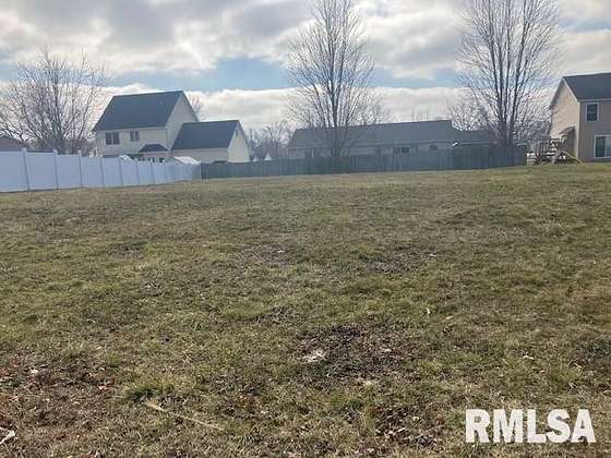 0.2 Acres of Residential Land for Sale in Mackinaw, Illinois