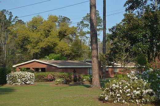 2.9 Acres of Residential Land with Home for Sale in Colquitt, Georgia