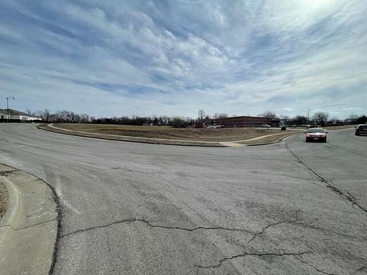 0.86 Acres of Commercial Land for Sale in Springfield, Missouri