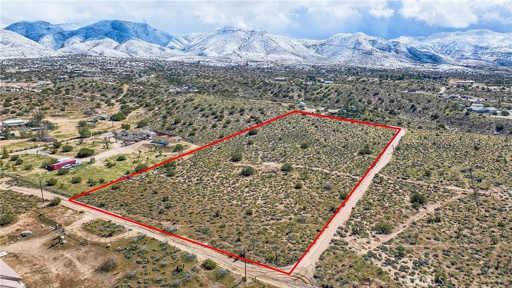 5 Acres of Land for Sale in Apple Valley, California