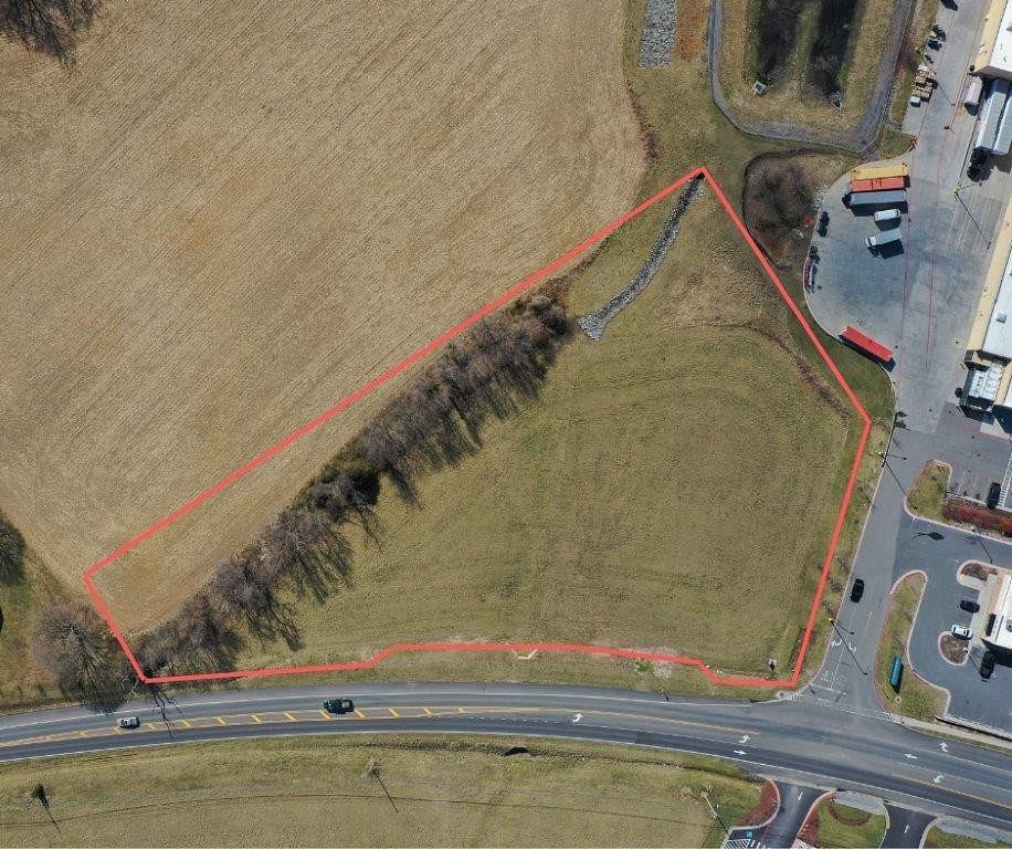 1.3 Acres of Mixed-Use Land for Sale in Timberville, Virginia