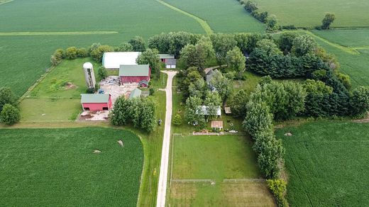 7.5 Acres of Land with Home for Sale in Caledonia, Illinois