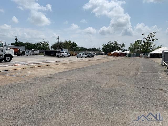 2.8 Acres of Commercial Land for Sale in Houma, Louisiana