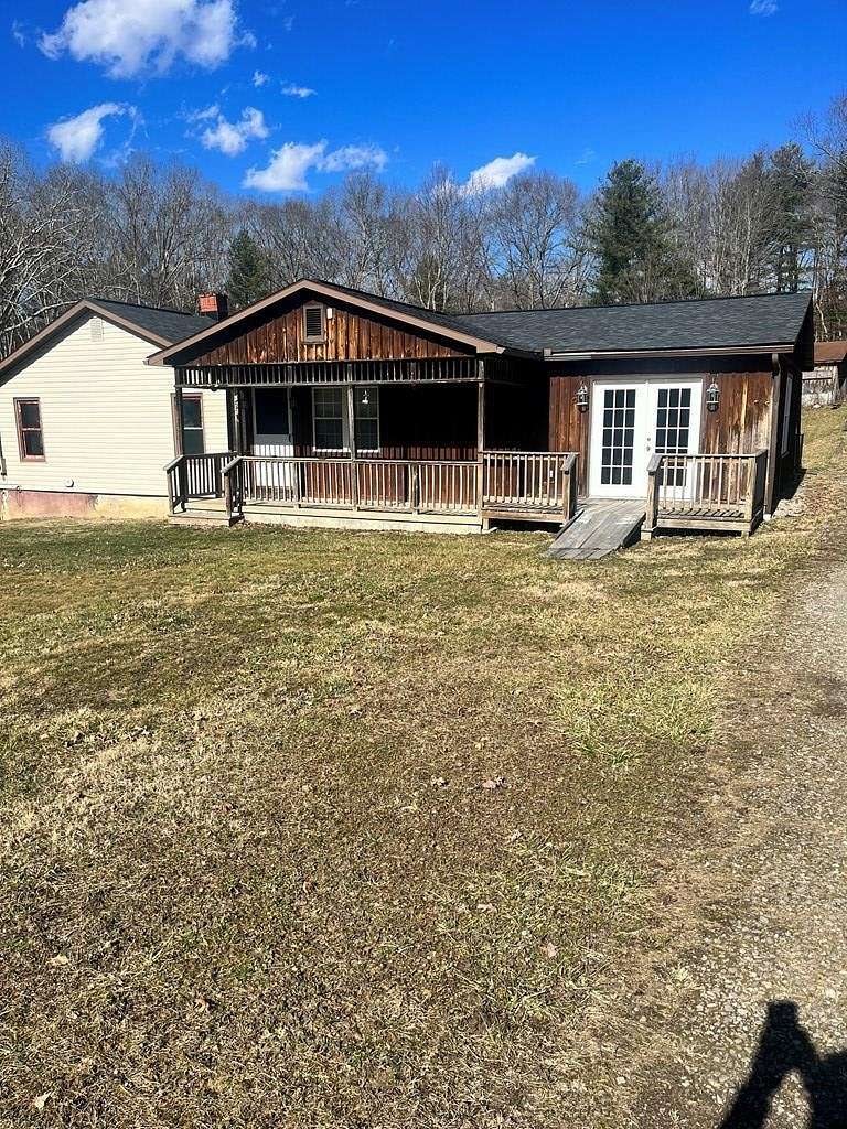 3.6 Acres of Residential Land with Home for Sale in Beckley, West Virginia