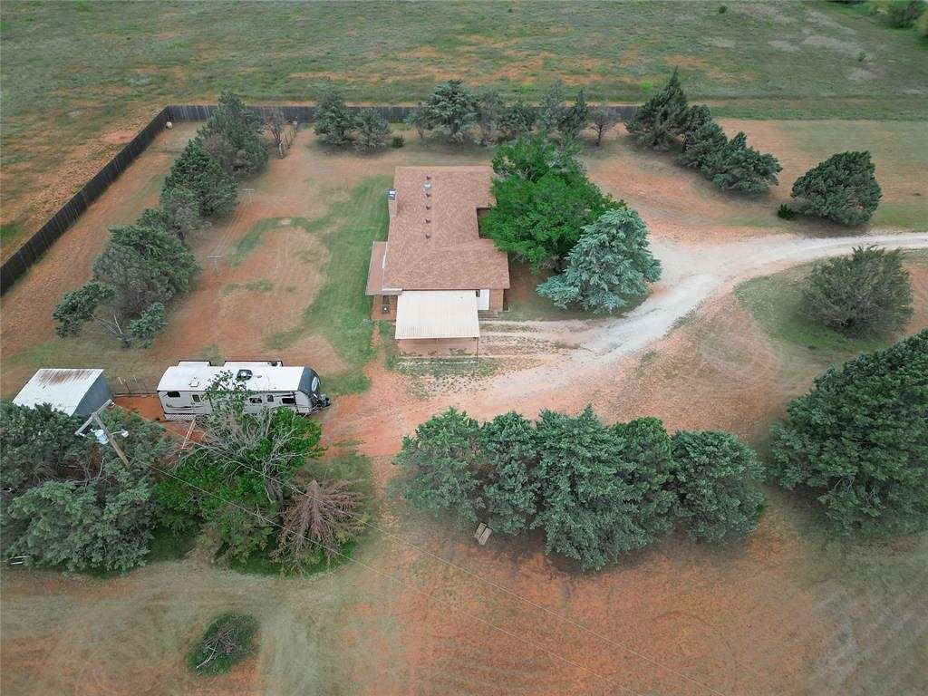 2 Acres of Residential Land with Home for Sale in Abilene, Texas