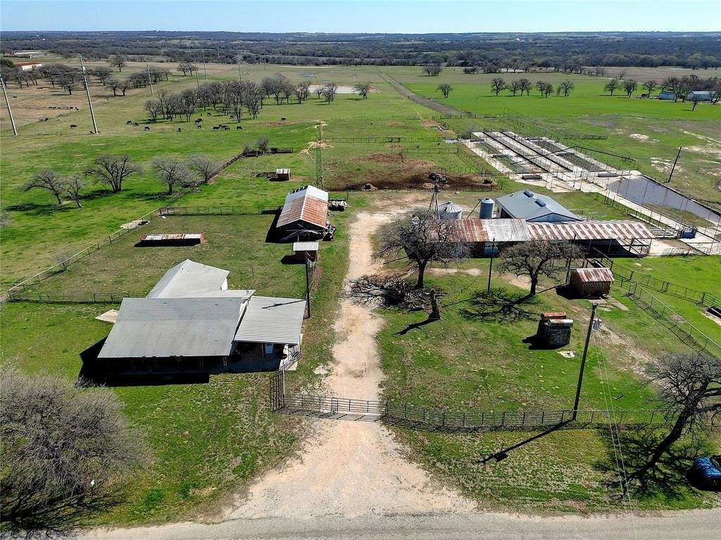 40 Acres of Improved Land for Sale in Bridgeport, Texas