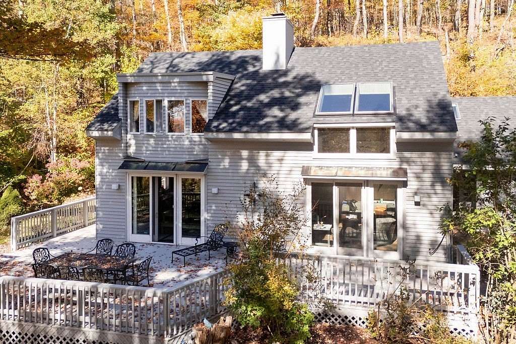 5 Acres of Residential Land with Home for Sale in Bovina, New York