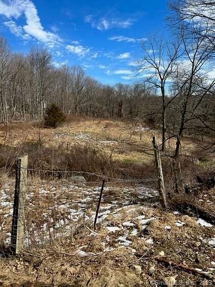 2.9 Acres of Residential Land for Sale in Oxford, Connecticut