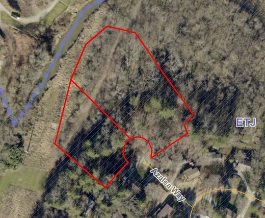 3.6 Acres of Land for Sale in Hendersonville, North Carolina