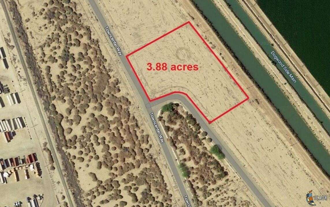 3.879 Acres of Commercial Land for Sale in Calexico, California