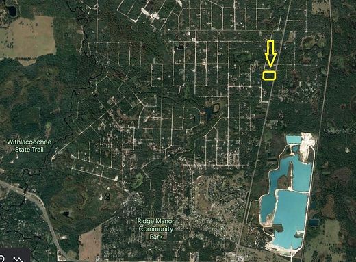 0.35 Acres of Commercial Land for Sale in Webster, Florida