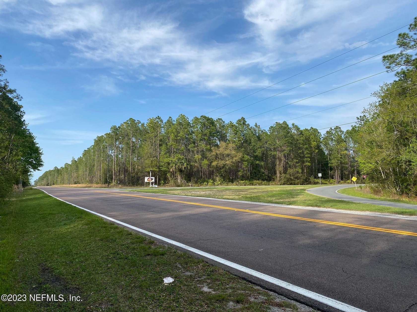 2.01 Acres of Land for Sale in Interlachen, Florida