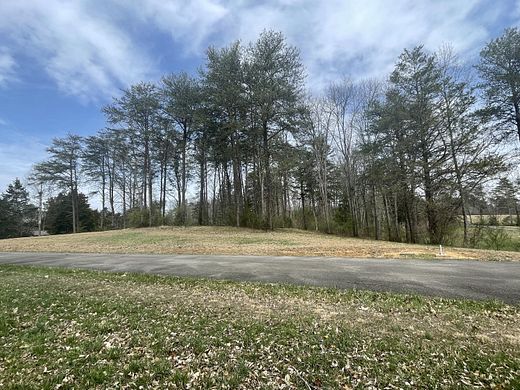 1.2 Acres of Residential Land for Sale in Jamestown, Kentucky