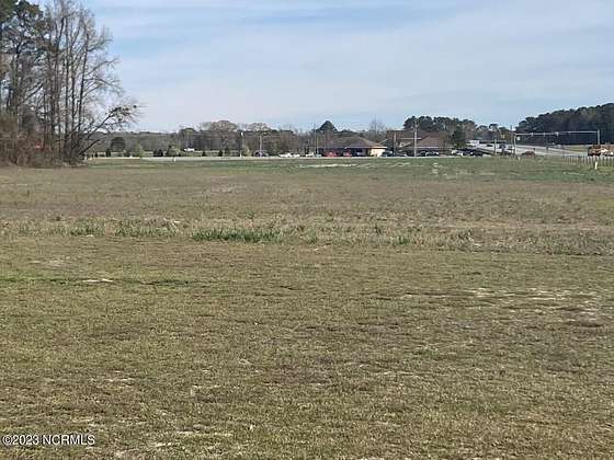 29 Acres of Mixed-Use Land for Sale in Chocowinity, North Carolina