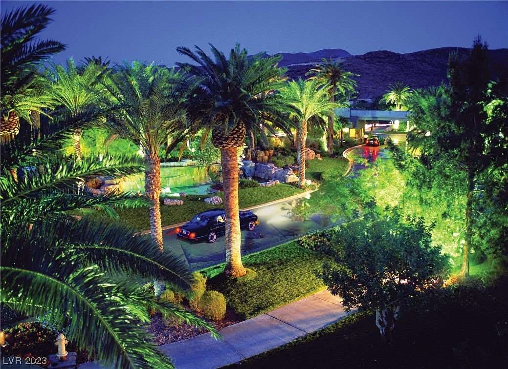 1.54 Acres of Residential Land for Sale in Henderson, Nevada