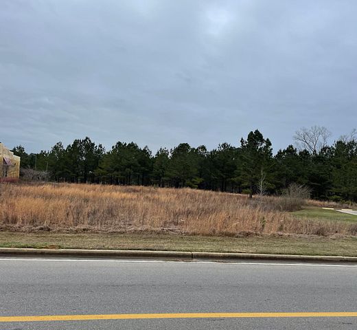 1.07 Acres of Commercial Land for Sale in Columbia, Mississippi