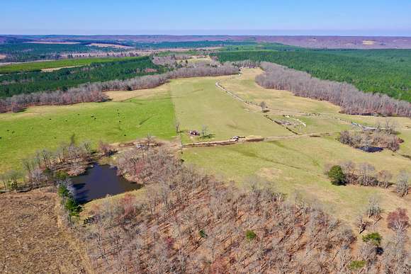 139 Acres of Recreational Land & Farm for Sale in Crossville, Tennessee