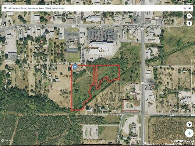 9.103 Acres of Improved Residential Land for Sale in Pleasanton, Texas