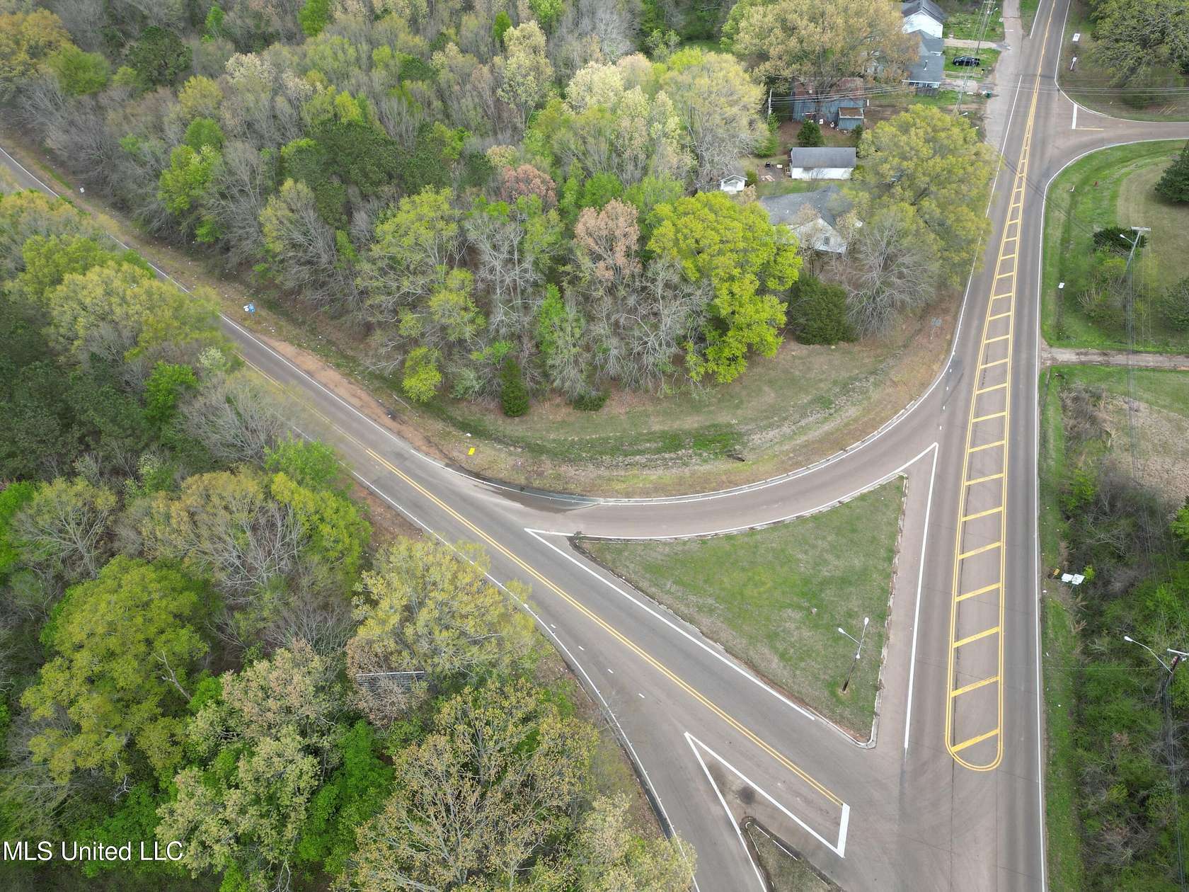 23 Acres of Land for Sale in Madison, Mississippi