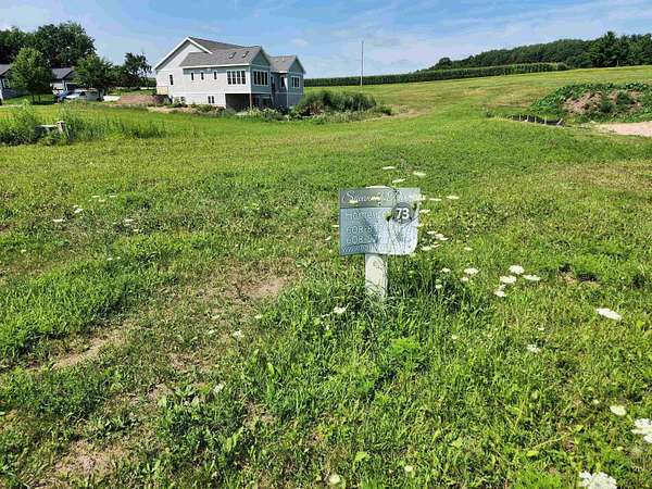 0.33 Acres of Residential Land for Sale in Deerfield, Wisconsin