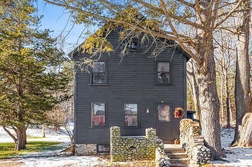 8.5 Acres of Residential Land for Sale in Littleton, Massachusetts