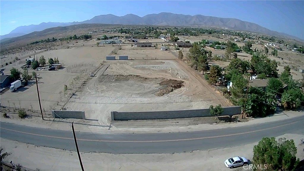 1.1 Acres of Residential Land for Sale in Pearblossom, California