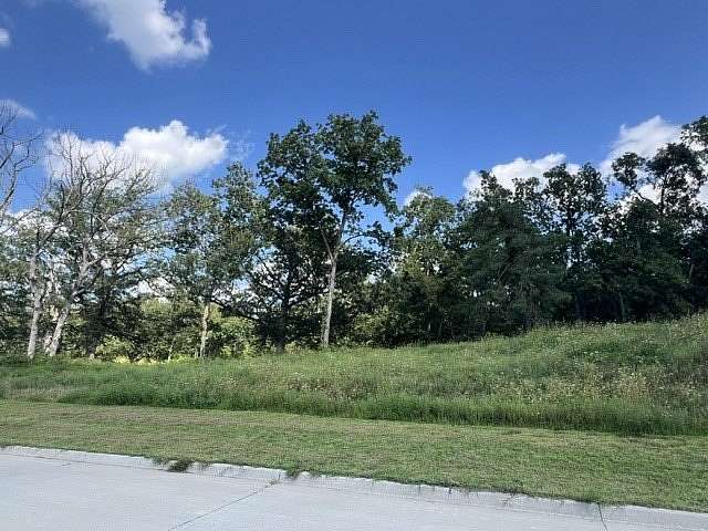 2.23 Acres of Residential Land for Sale in Booneville, Iowa
