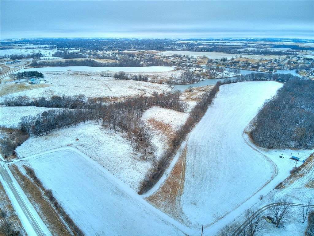 115 Acres of Land for Sale in Knoxville, Iowa