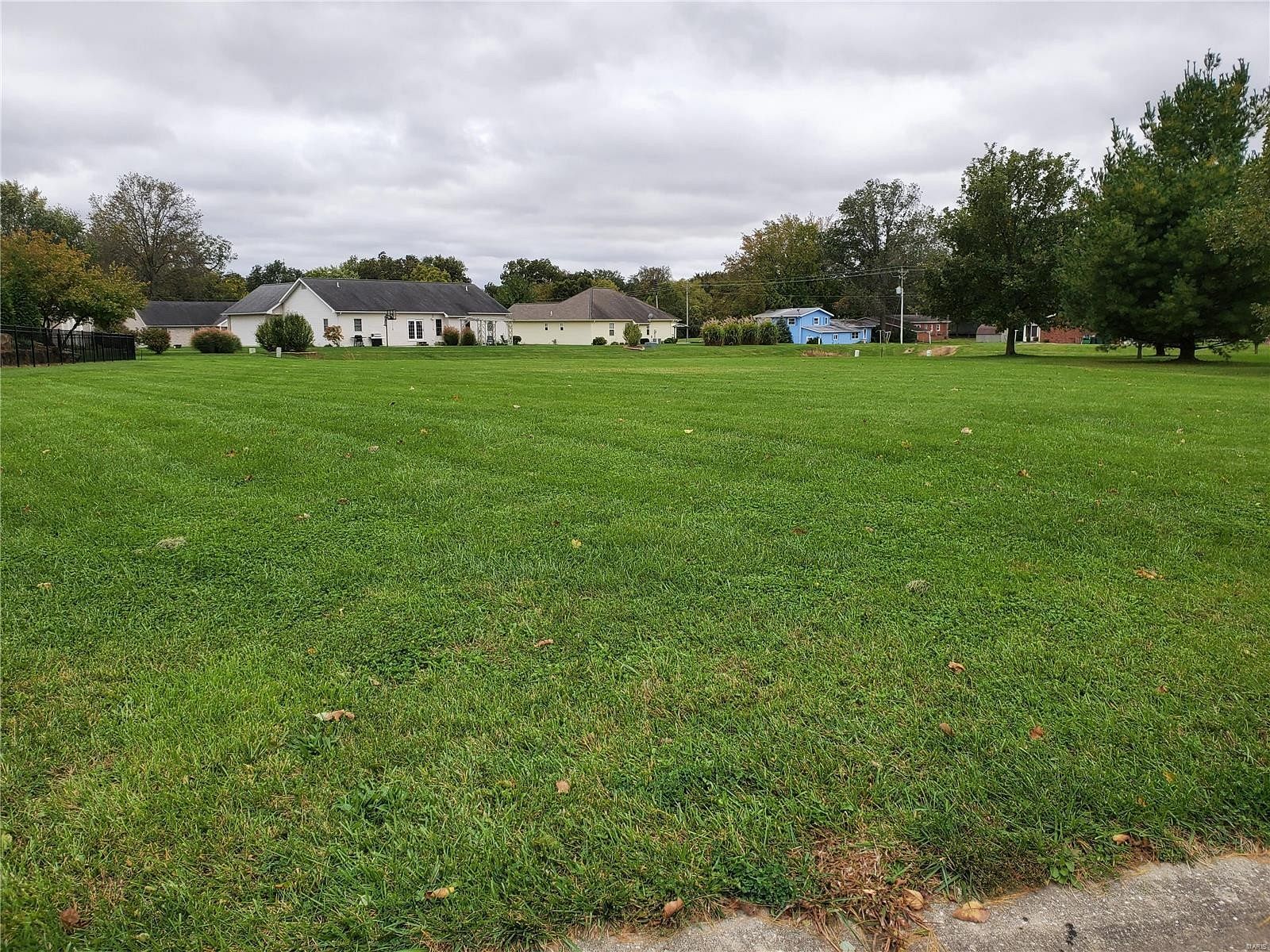 0.44 Acres of Residential Land for Sale in Carlyle, Illinois