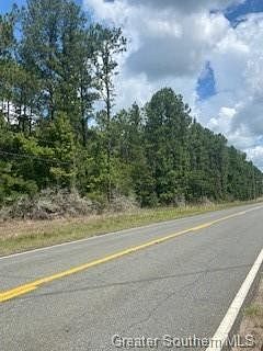 5 Acres of Residential Land for Sale in Leesville, Louisiana