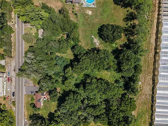 1.5 Acres of Mixed-Use Land for Sale in Montgomery, New York