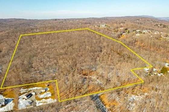 72 Acres of Land for Sale in Beekman, New York