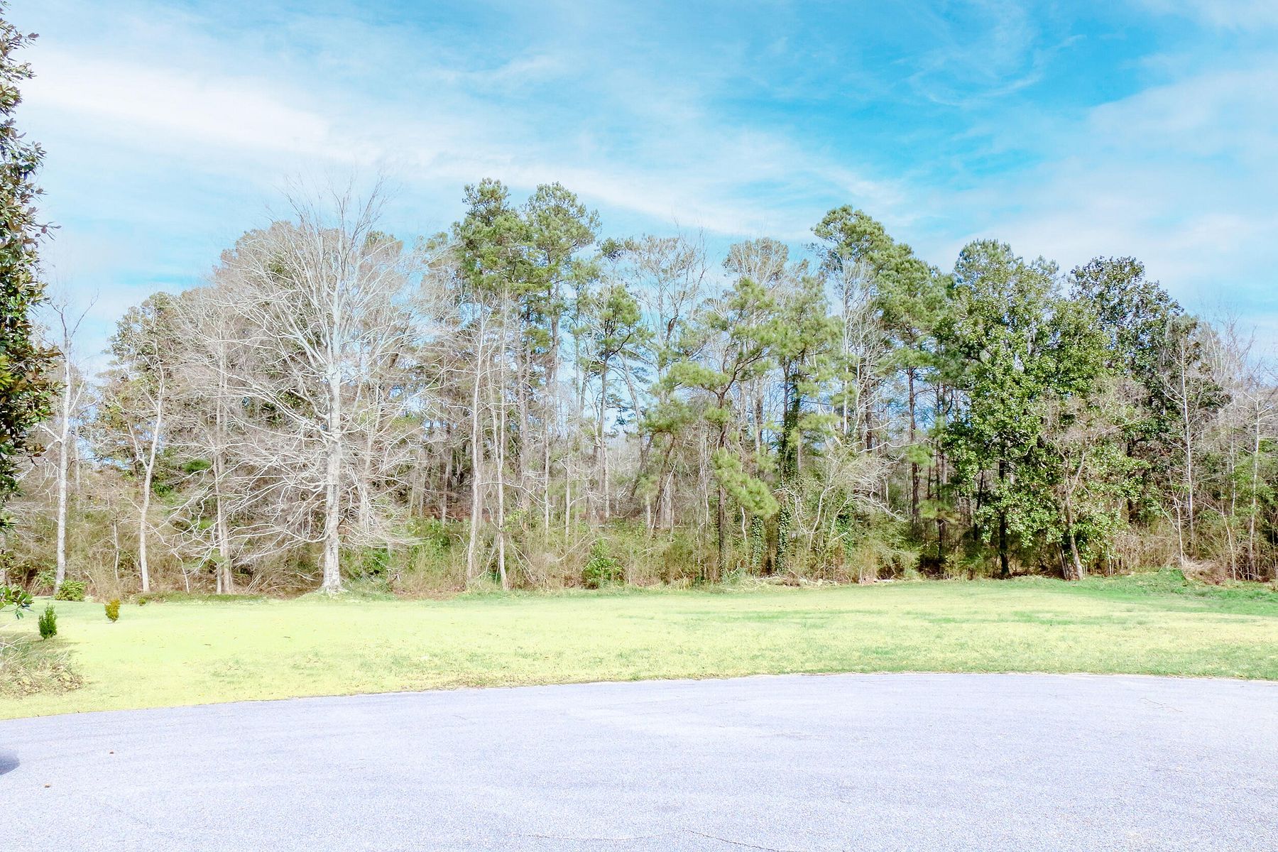 0.39 Acres of Residential Land for Sale in Hattiesburg, Mississippi