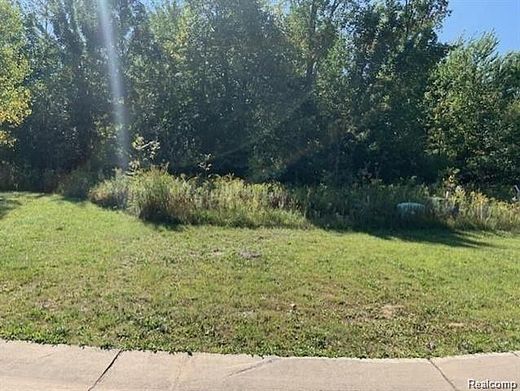 0.51 Acres of Residential Land for Sale in Grand Blanc, Michigan