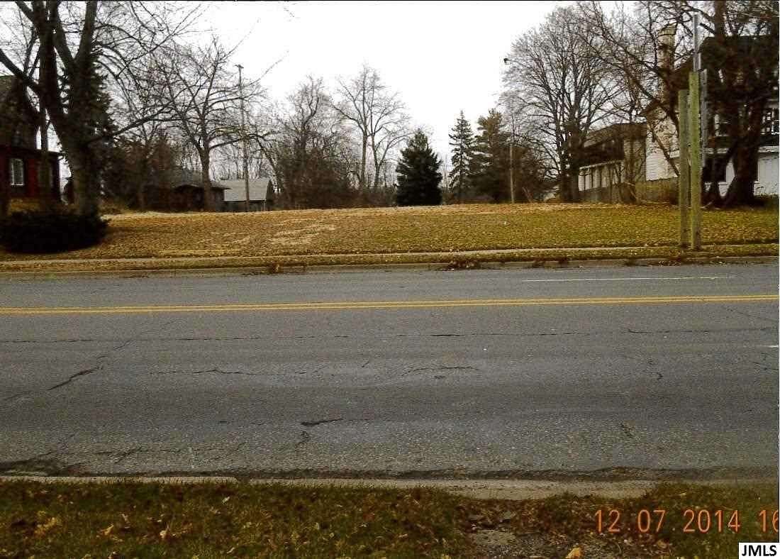 1.6 Acres of Commercial Land for Sale in Jackson, Michigan